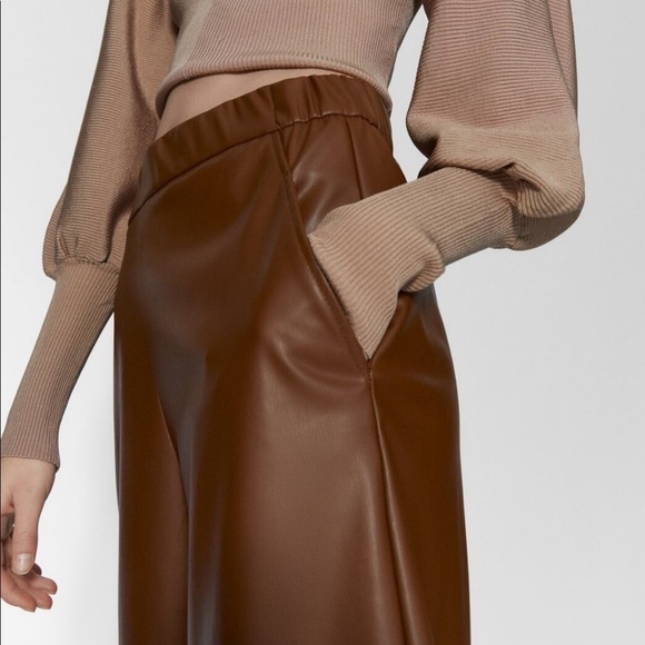 ZARA Faux Leather Shorts - Picture 2 of 9